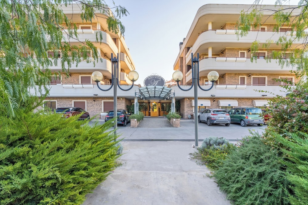 

Milano - Torvajanica - Altea Suites