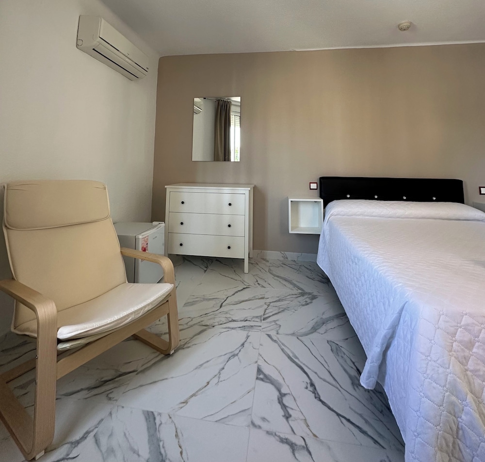 

Venezia - Torre del Mar - Hotel Avenida