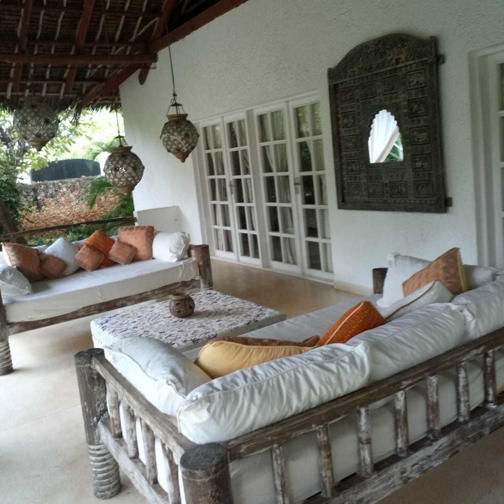 

Napoli - Malindi - Diamond home 001