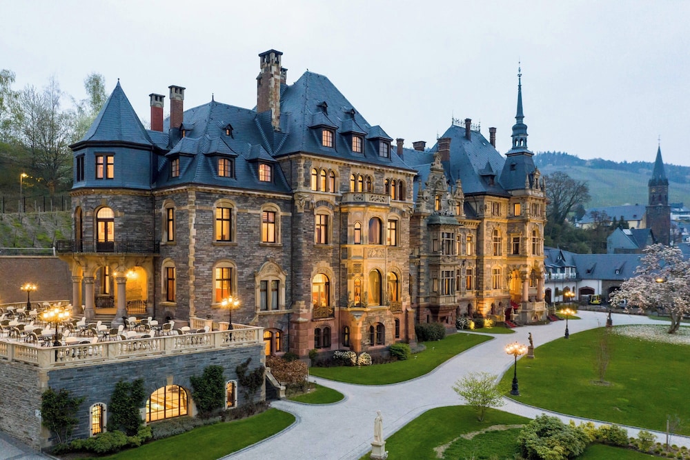 Lieser - Schloss Lieser, Autograph Collection