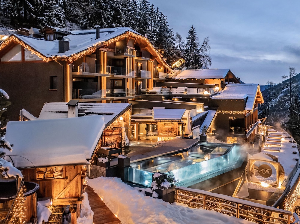 

Napoli - Passo del Tonale - Hotel Chalet Al Foss