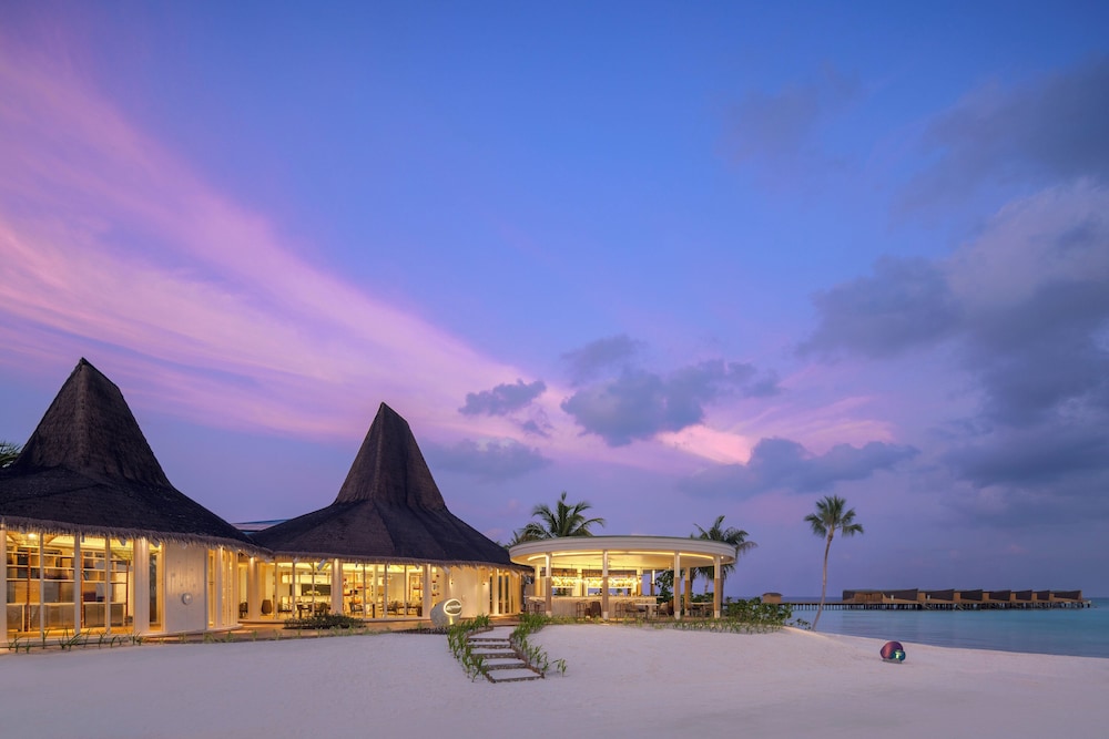 

Milano - Giraavaru - Centara Mirage Lagoon Maldives