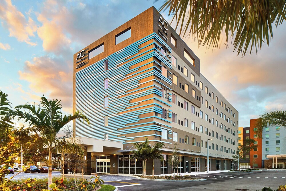 

Bologna - Miami (FL) - AC Hotel by Marriott Miami Airport West/Doral