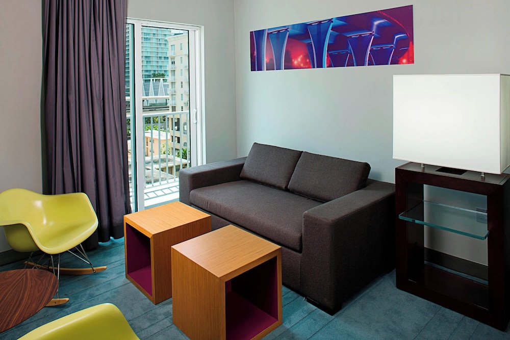 

Napoli - Key Biscayne - Aloft Miami Brickell