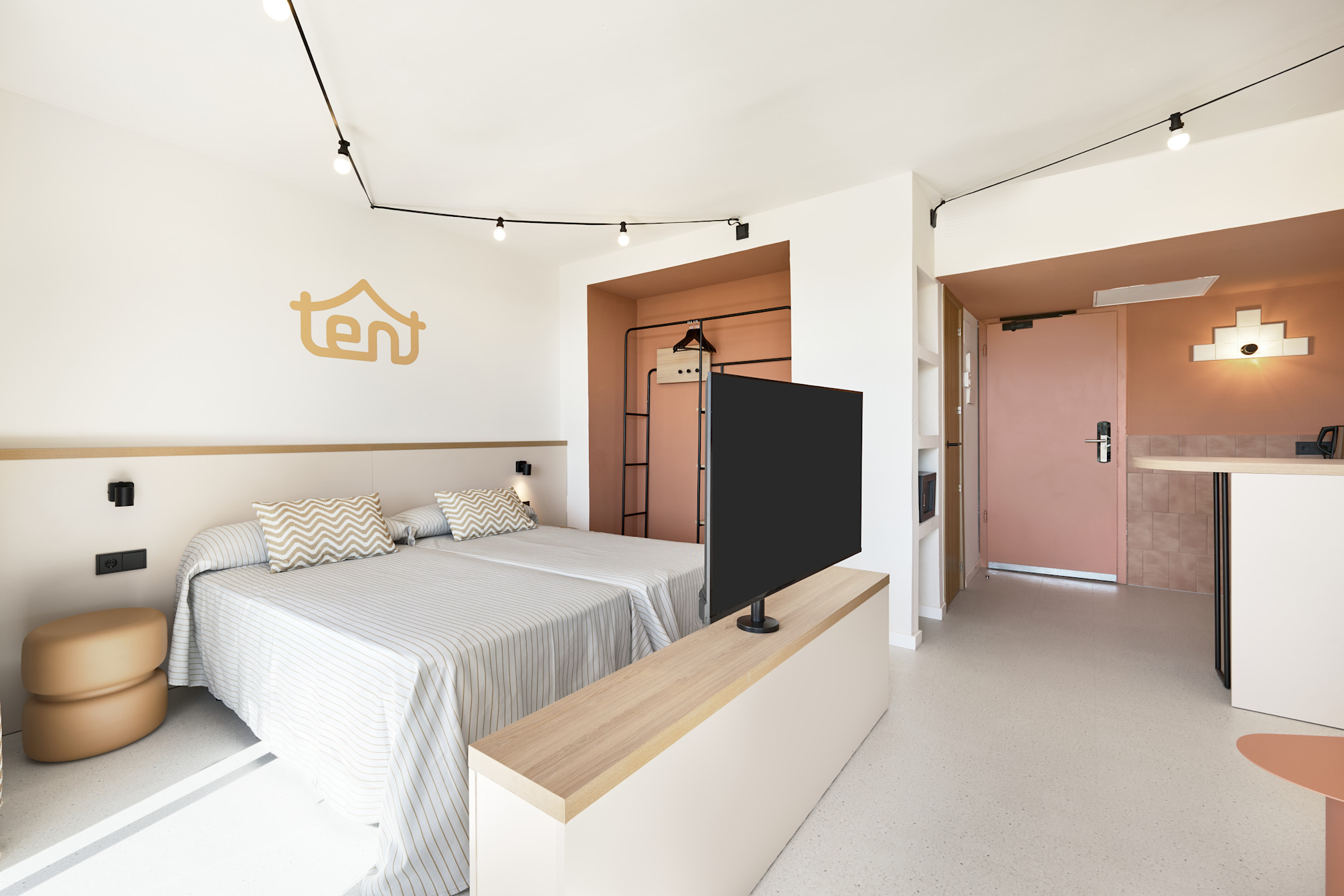 

Verona - Paguera - tent Calvia Beach