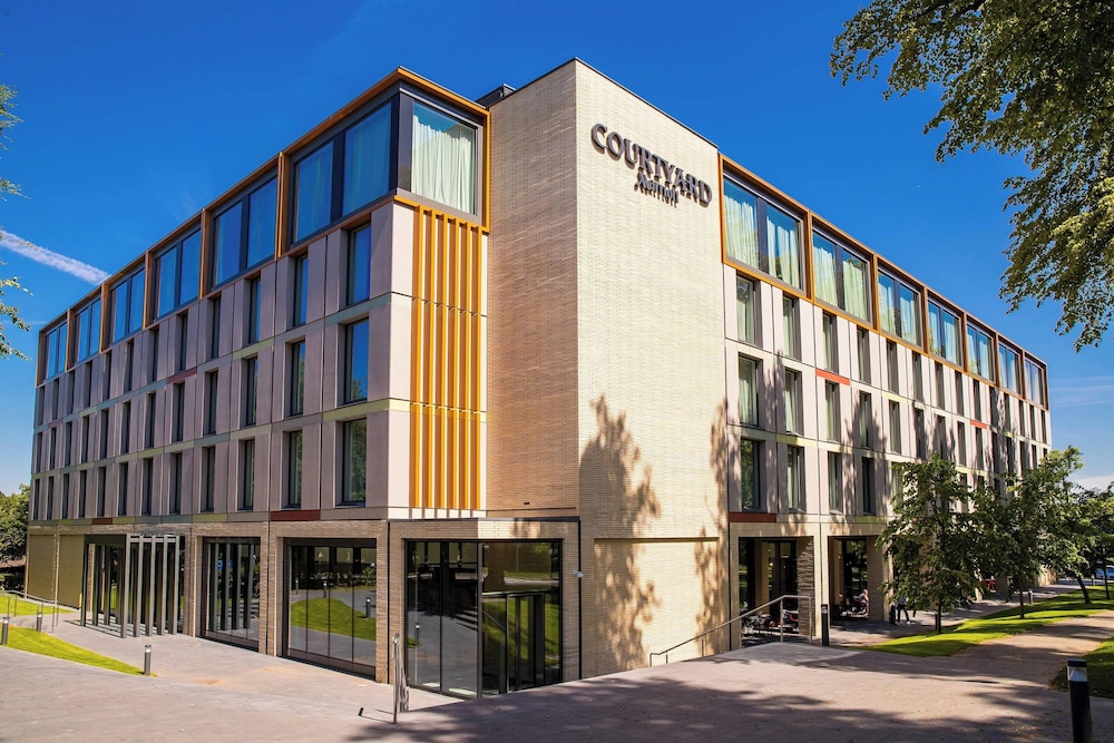 

Milano - Newbridge - Courtyard by Marriott Edinburgh West