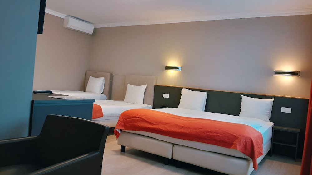 

Torino - Bruxelles Aeroporto - Hotel Taormina Brussels Airport
