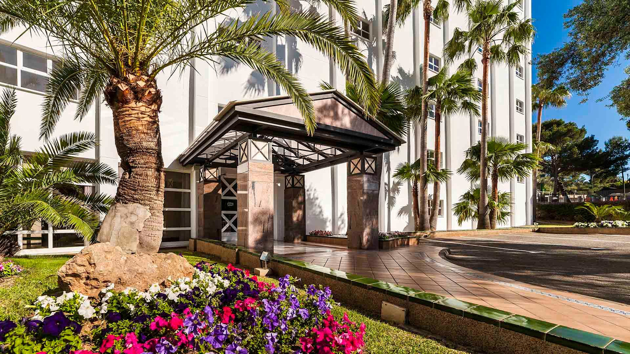 

Cagliari - Magaluf - Globales Palmanova Palace Hotel