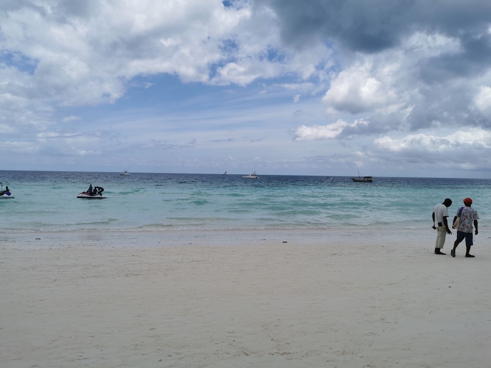

Napoli - Nungwi, Zanzibar - Ellavita Cottages