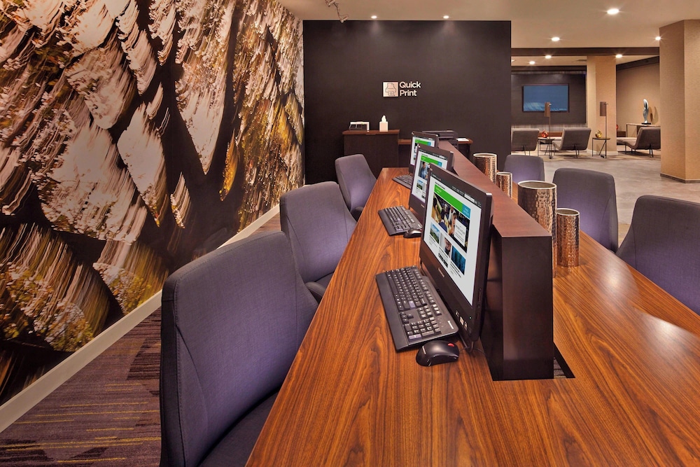 

Milano - Philadelphia (PA) - Courtyard by Marriott Philadelphia City Avenue