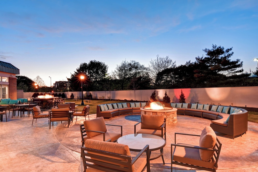 

Milano - Islandia - Courtyard by Marriott Long Island Islip/Courthouse Complex