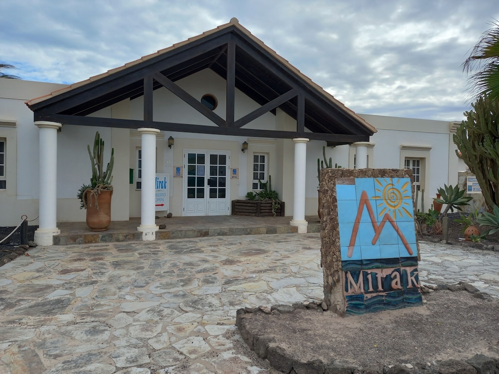 

Palermo - Puerto del Rosario - Rustic 1-bed Bungalow in Parque Holandés