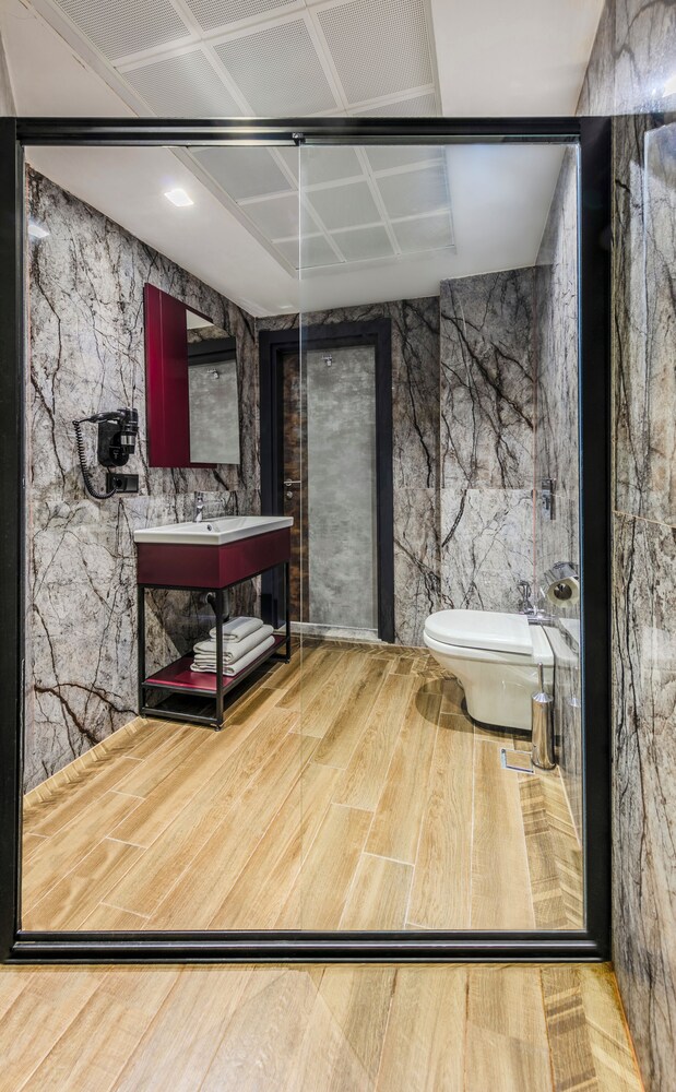 

Firenze - Istanbul, New Airport - Heaven Premium Hotel İstanbul Airport