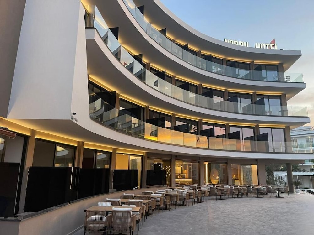 

Catania - Ksamil - Nobbu Hotel Ksamil