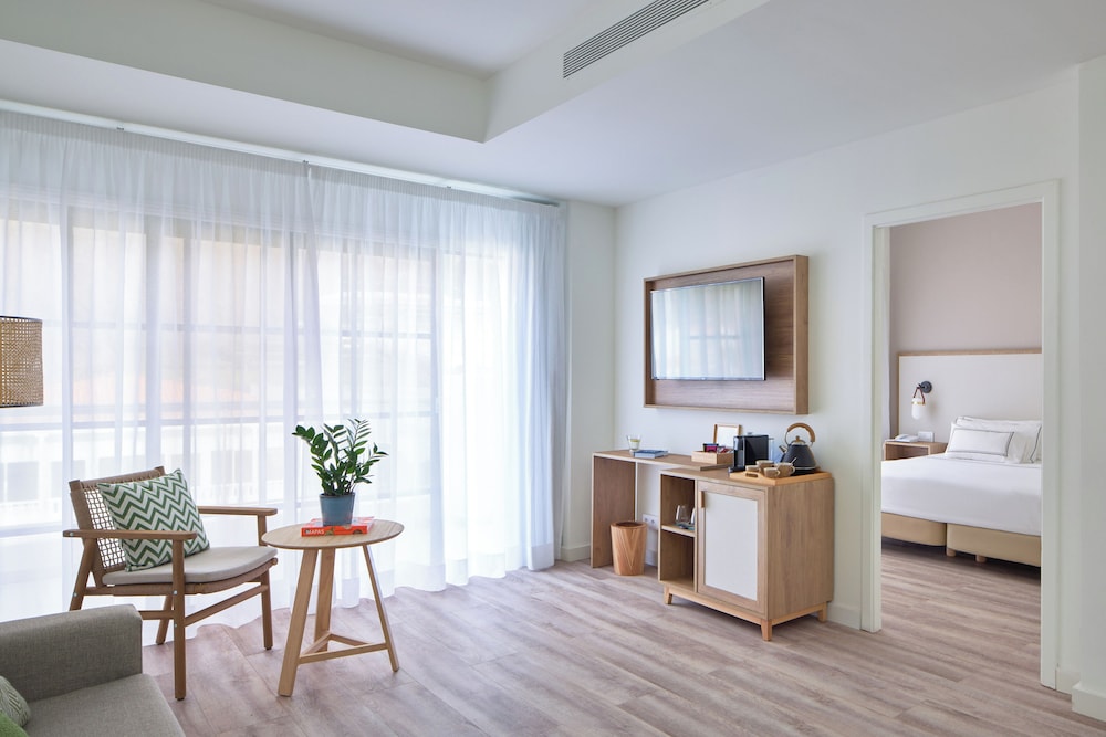 

Milano - El Paso - Meliá La Palma