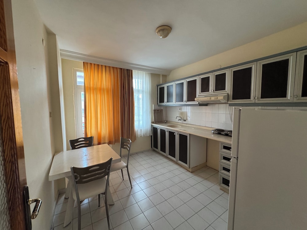 

Napoli - Alanya - Damlatas Elegant Apart Hotel