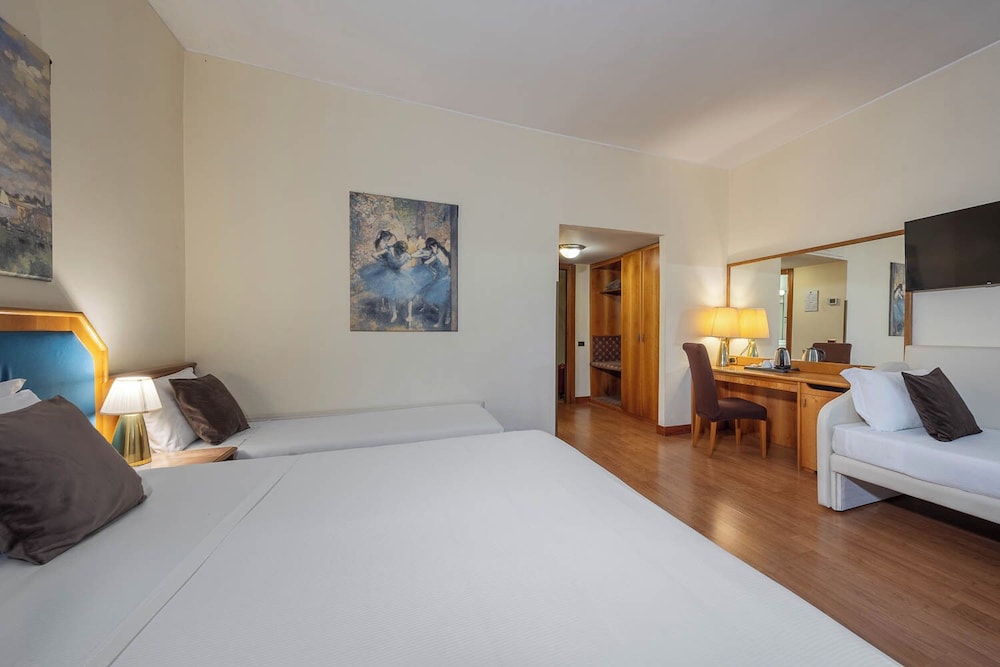 

Catania - Milano - iH Hotels Milano Eur - Trezzano sul Naviglio