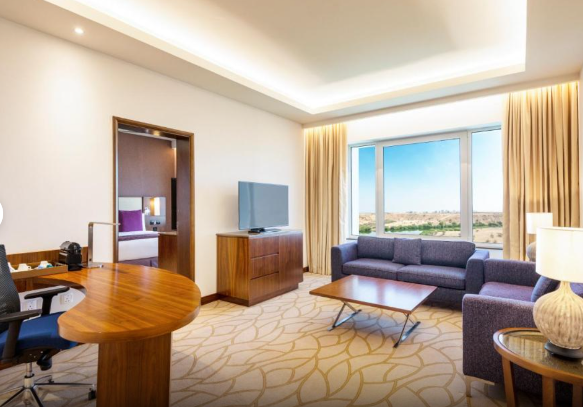

Bari - Mu‘askar al Murtafi‘ah - Crowne Plaza Muscat OCEC