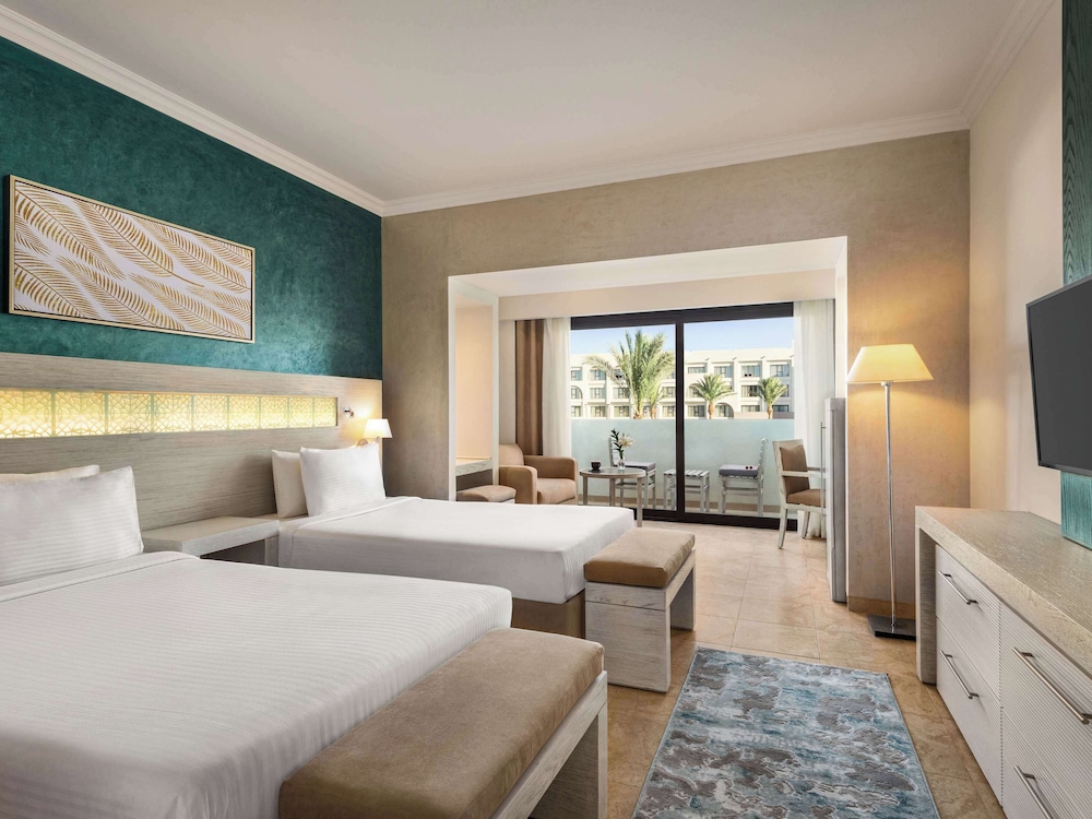 

Roma - Soma Bay - Movenpick Waterpark Resort & Spa Soma Bay