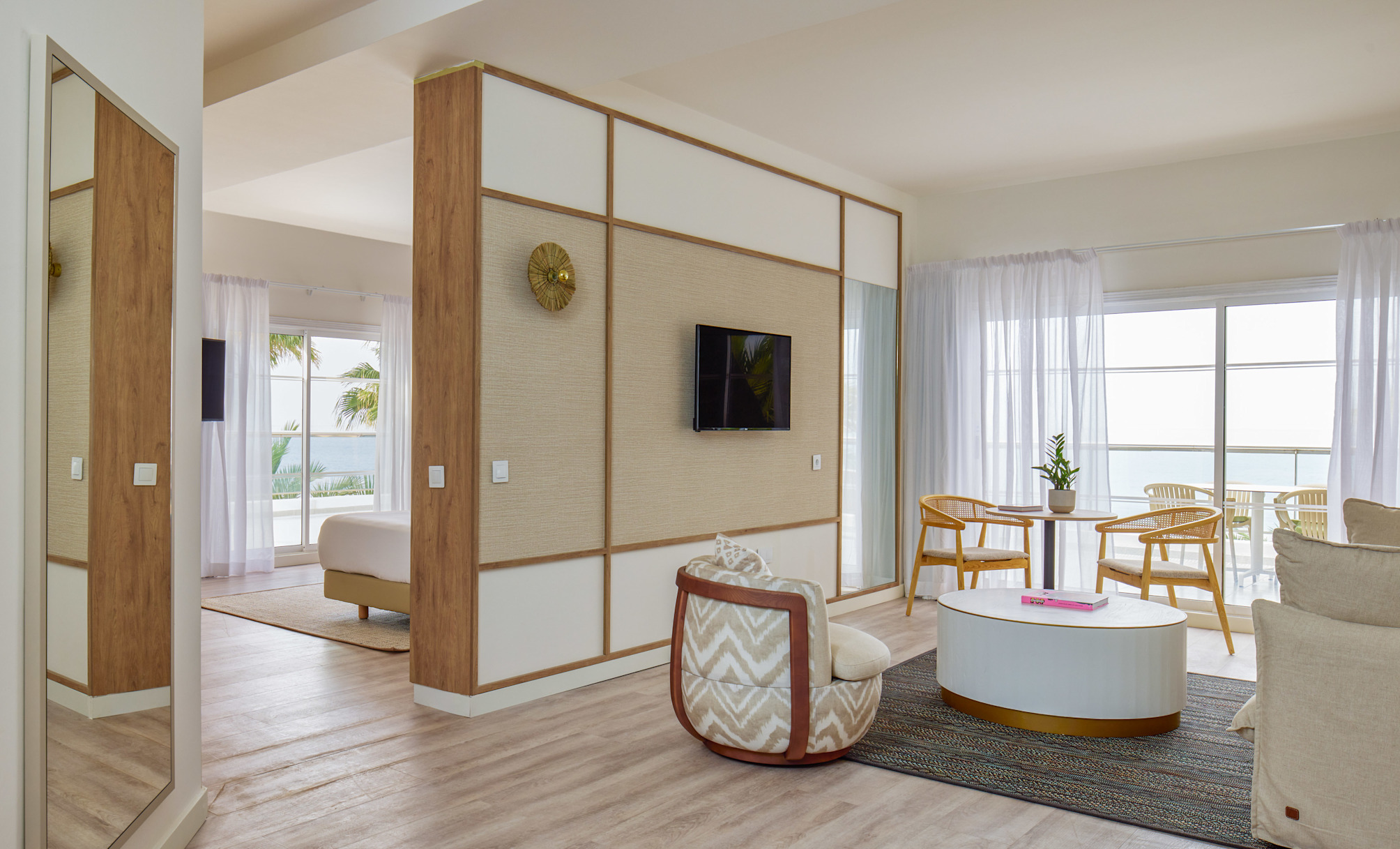 The level suite frontal sea view