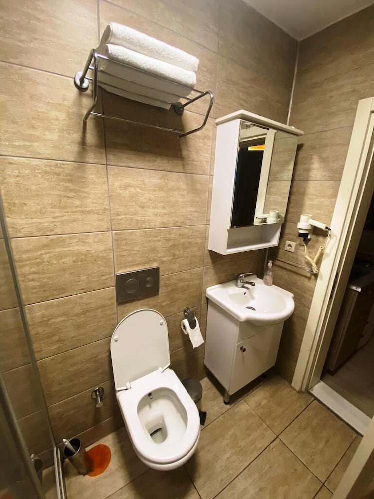

Lamezia Terme - Istanbul - Medusa Apart Hotel