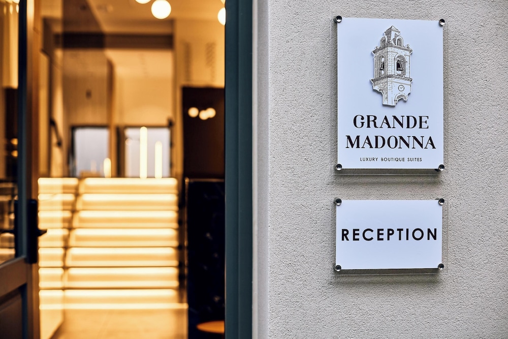 

Milano - Atsipopoulo - Grande Madonna Luxury Boutique Suites