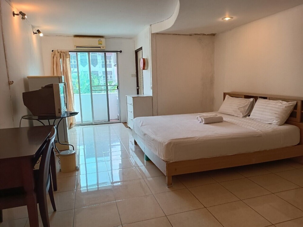

Roma - Bangkok - Grandview Condominia