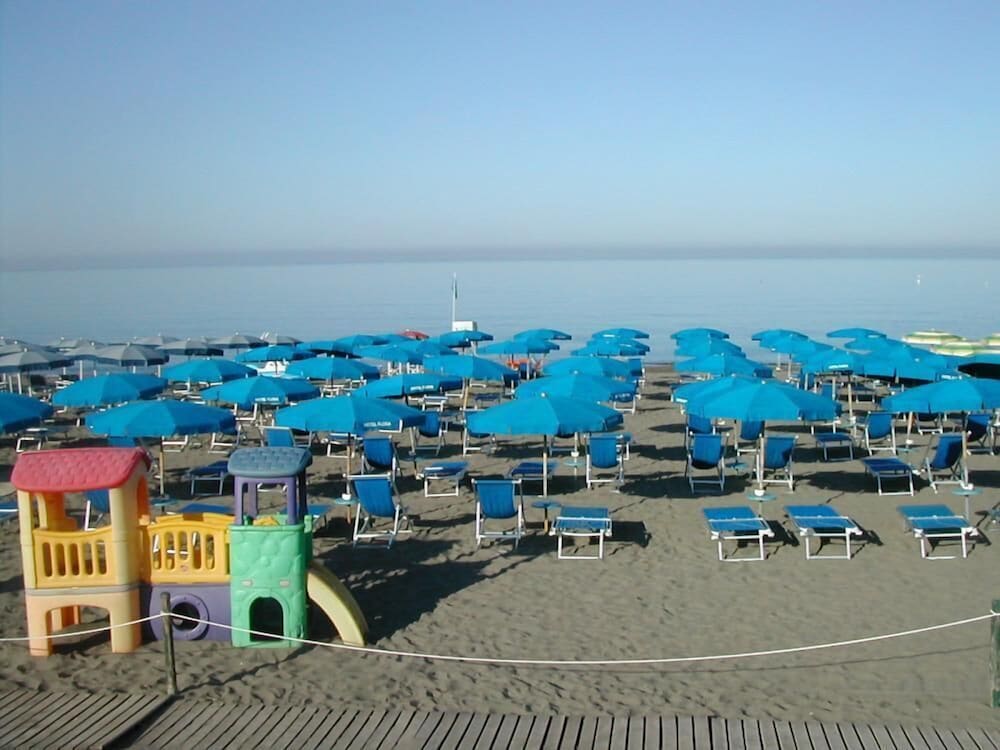 

Napoli - Versilia e Costa Toscana, Mare Italia - Hotel Flora