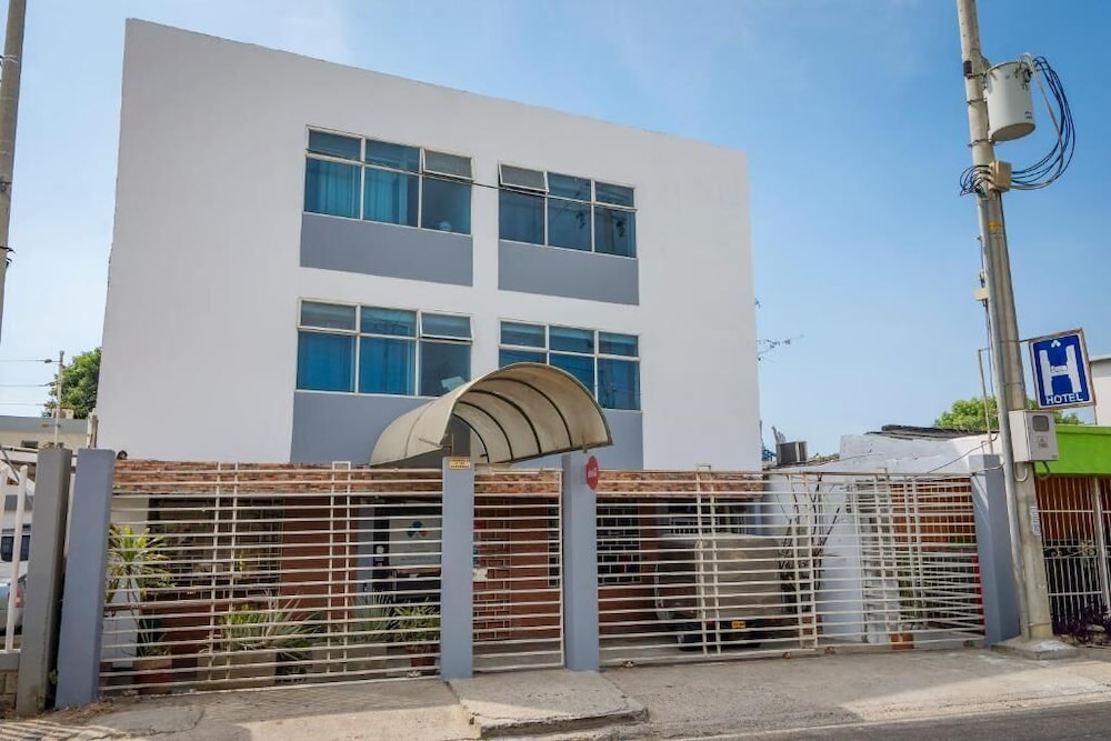 

Roma - Cartagena de Indias - Hotel Puerto Vigia Inn
