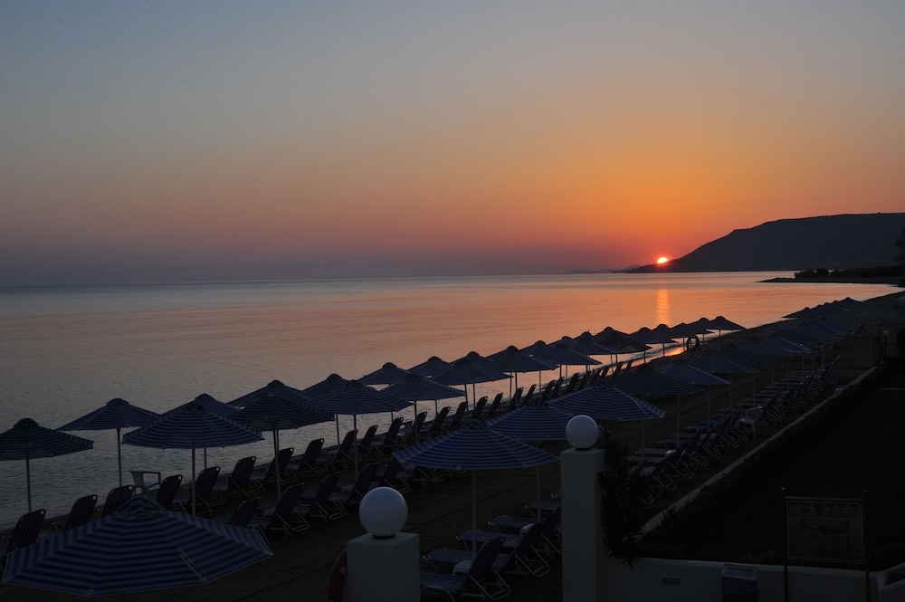 

Milano - Georgioupoli - Hydramis Palace Beach Resort