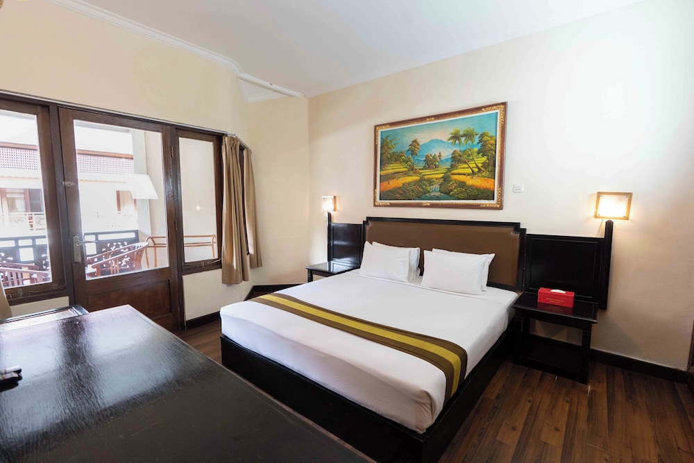 

Bologna - Legian Beach - Hotel The Flora Kuta Bali