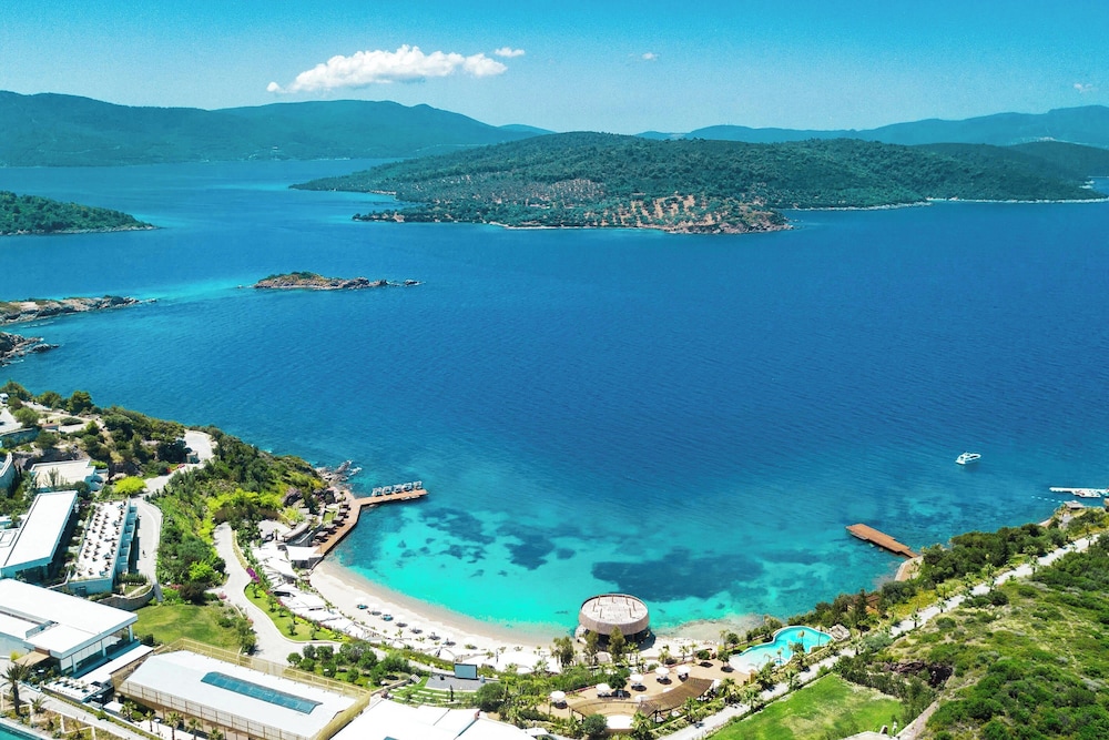 

Milano - Güvercinlik - Le Méridien Bodrum Beach Resort