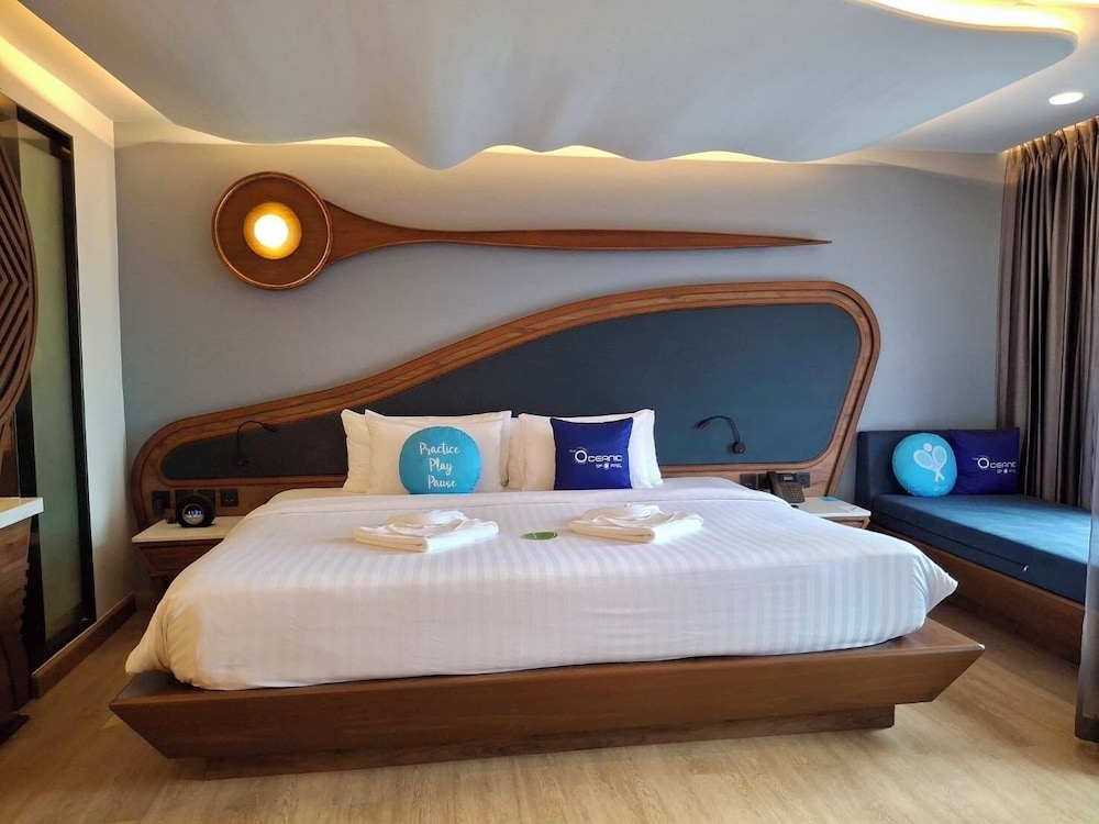 

Roma - Ko Kaeo - The Oceanic Sportel Phuket - SHA Extra Plus