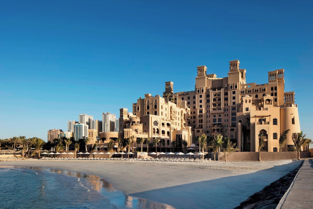 

Napoli - Ajman - Sheraton Sharjah Beach Resort and Spa