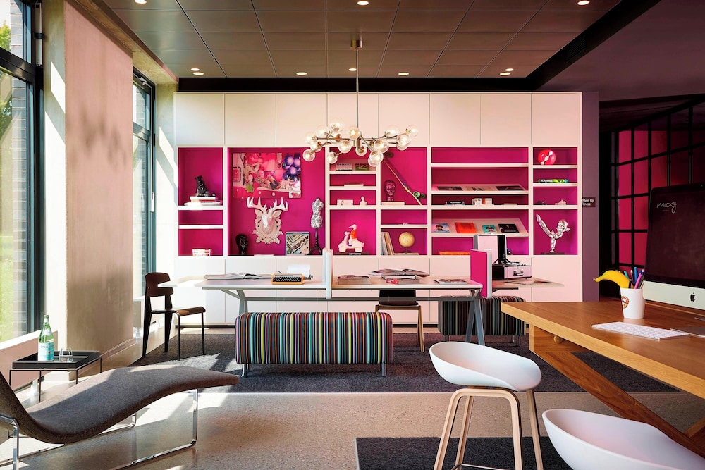 

Roma - Erding - Moxy Munich Airport