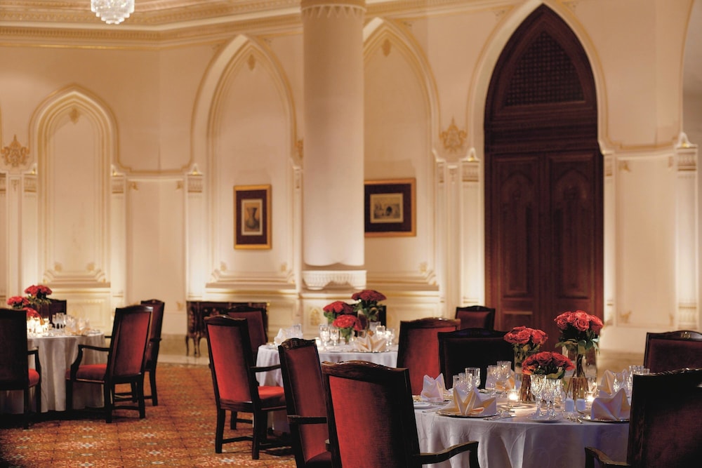 

Milano - Wādī Kabīr - Al Bustan Palace, a Ritz-Carlton Hotel
