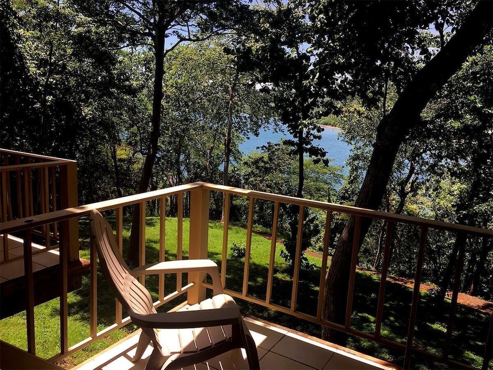 

Roma - Playa Hermosa - Vista Bahia Vacation Rental