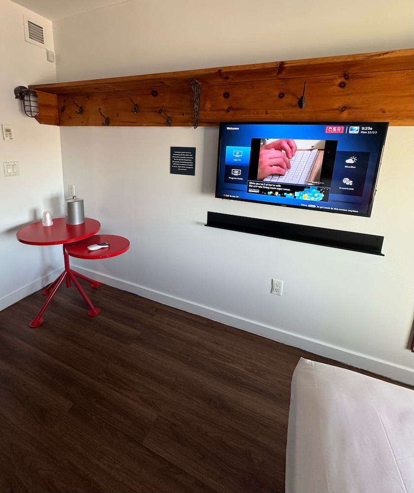 

Milano - Long Island City - Hotel 1080