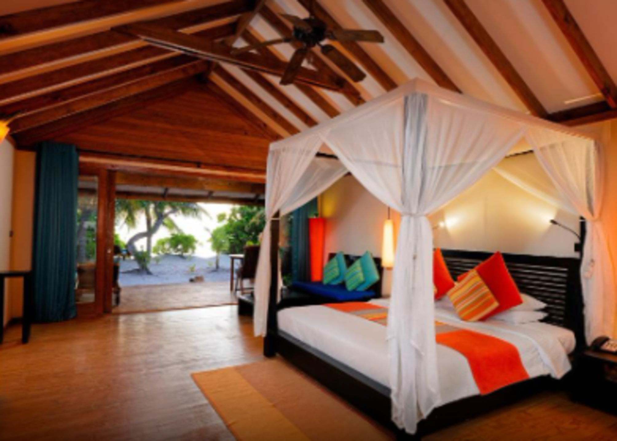 

Lamezia Terme - Atollo di Addu - Canareef Resort Maldives