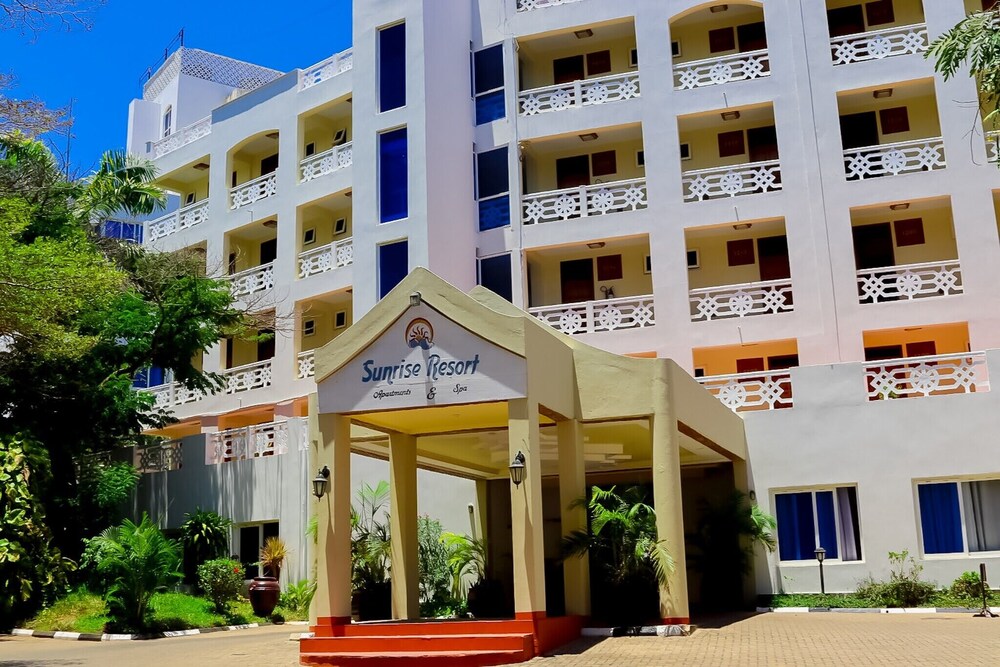 

Milano - Kenya - costa di Mombasa, Oceano Indiano - Sunrise Resort Apartments & Spa