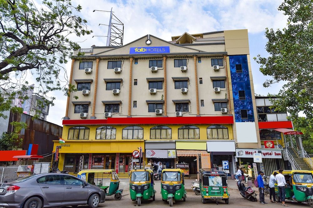 

Milano - Ahmedabad - Fabhotel Crystal Inn Ii