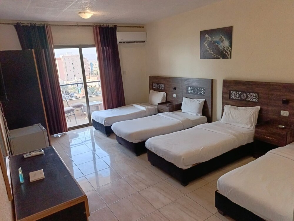 

Roma - Aqaba - Eden hotel aqaba