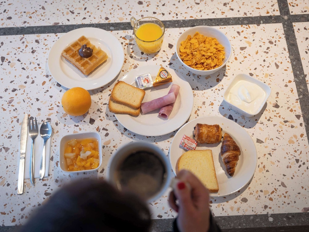 

Roma - Chantepie - Hotel Ibis Budget Rennes Cesson