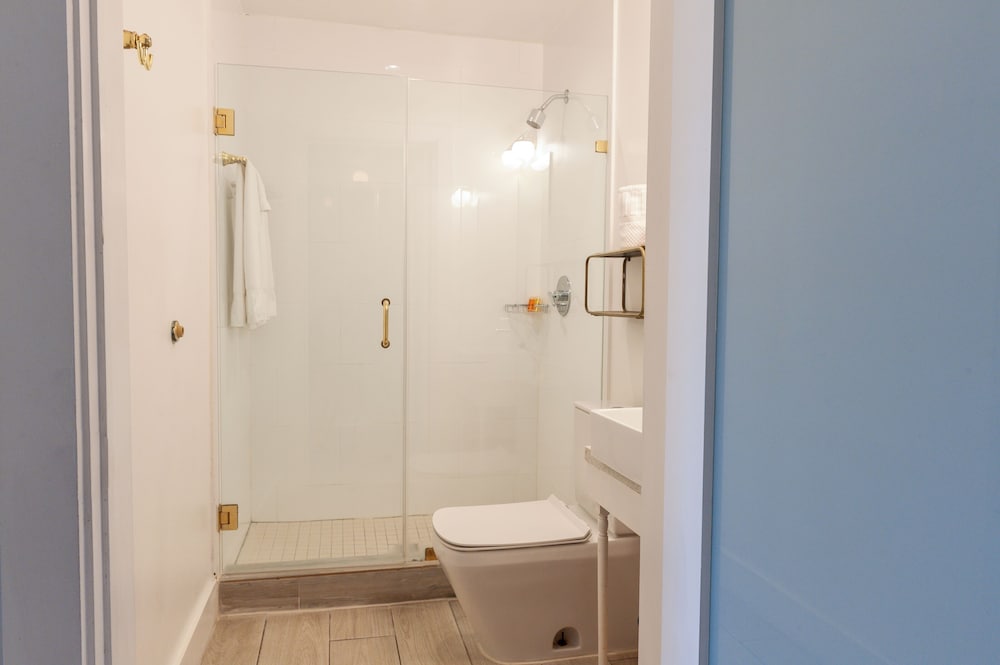 

Venezia - Miami (FL) - Oceanside Hotel and Suites