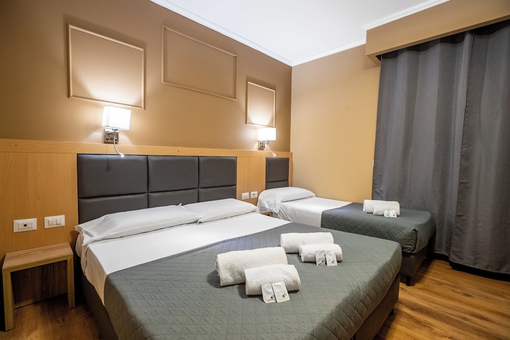 

Lamezia Terme - Firenze - EURHOTEL
