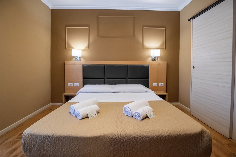 

Napoli - Firenze - EURHOTEL