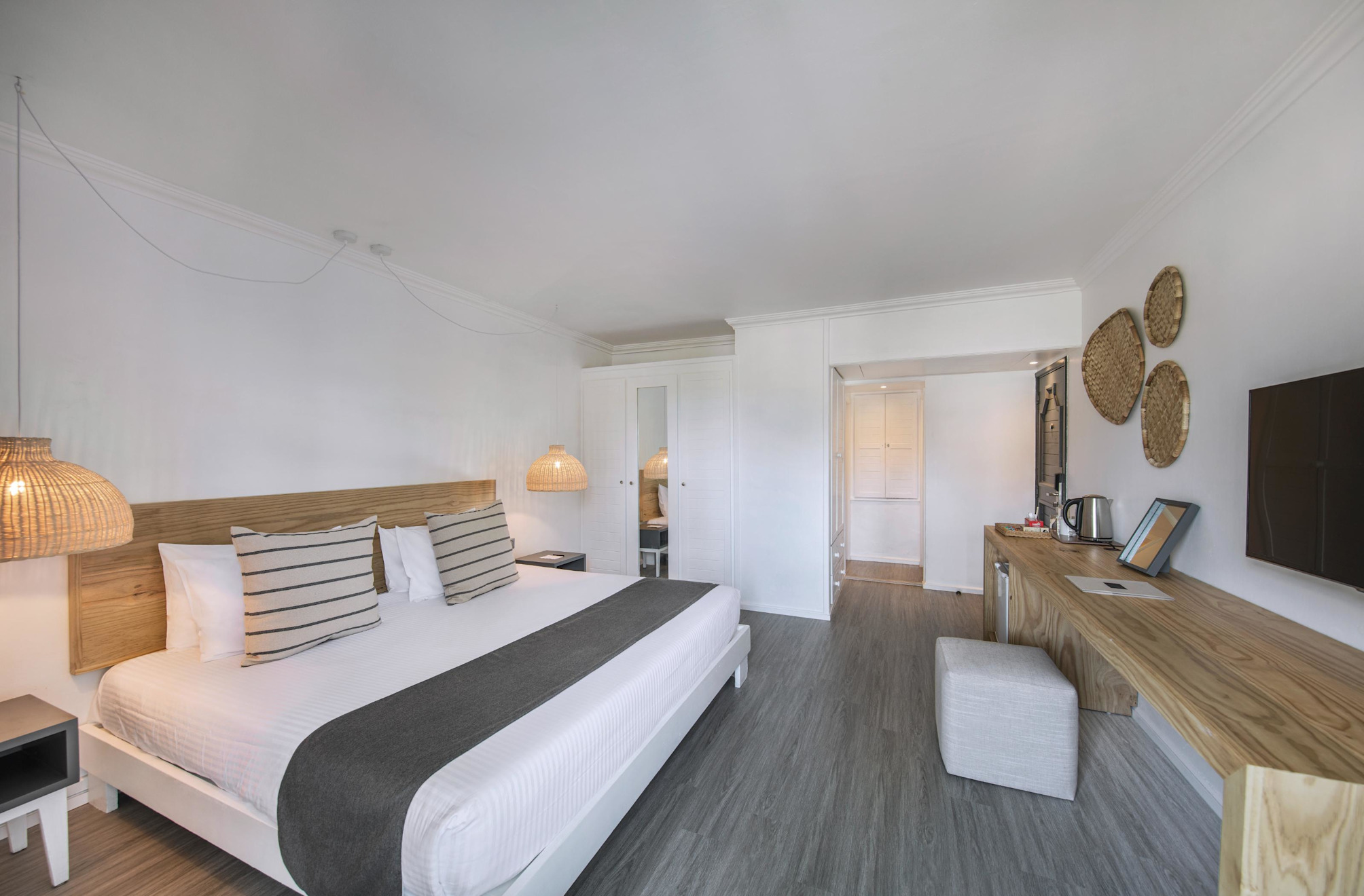 

Bari - Belle Mare - Ambre - Adults only