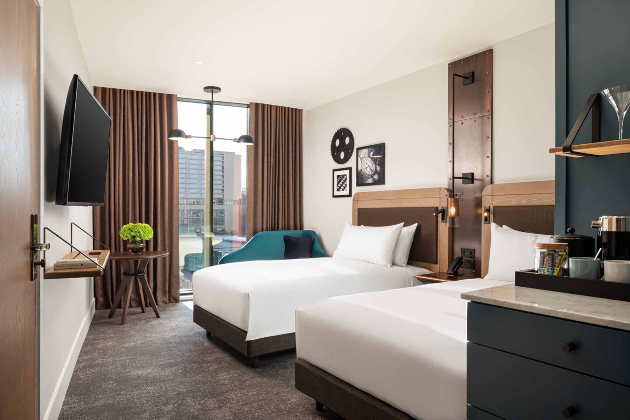 Twin standard room