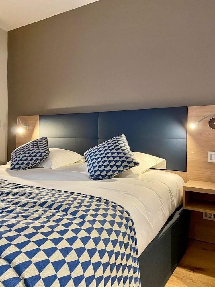 

Venezia - San-Martino-di-Lota - Hôtel Le Bastia