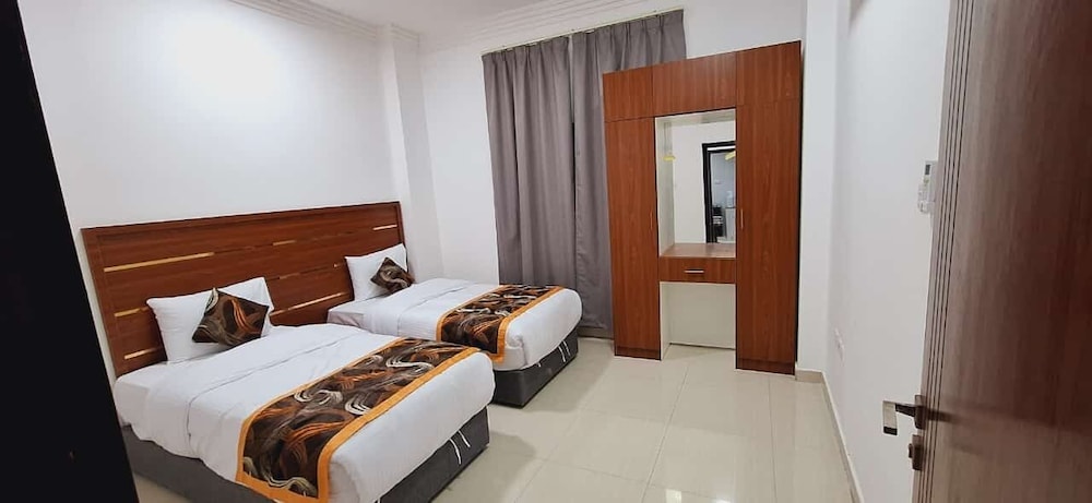 

Roma - Salalah - STAR 4 SEASON